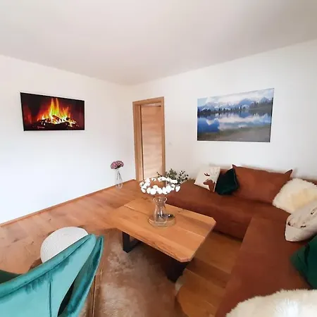 Hornblick *new* Stylish 1br + Netflix דירה