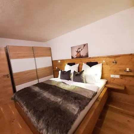 Hornblick *new* Stylish 1br + Netflix דירה *